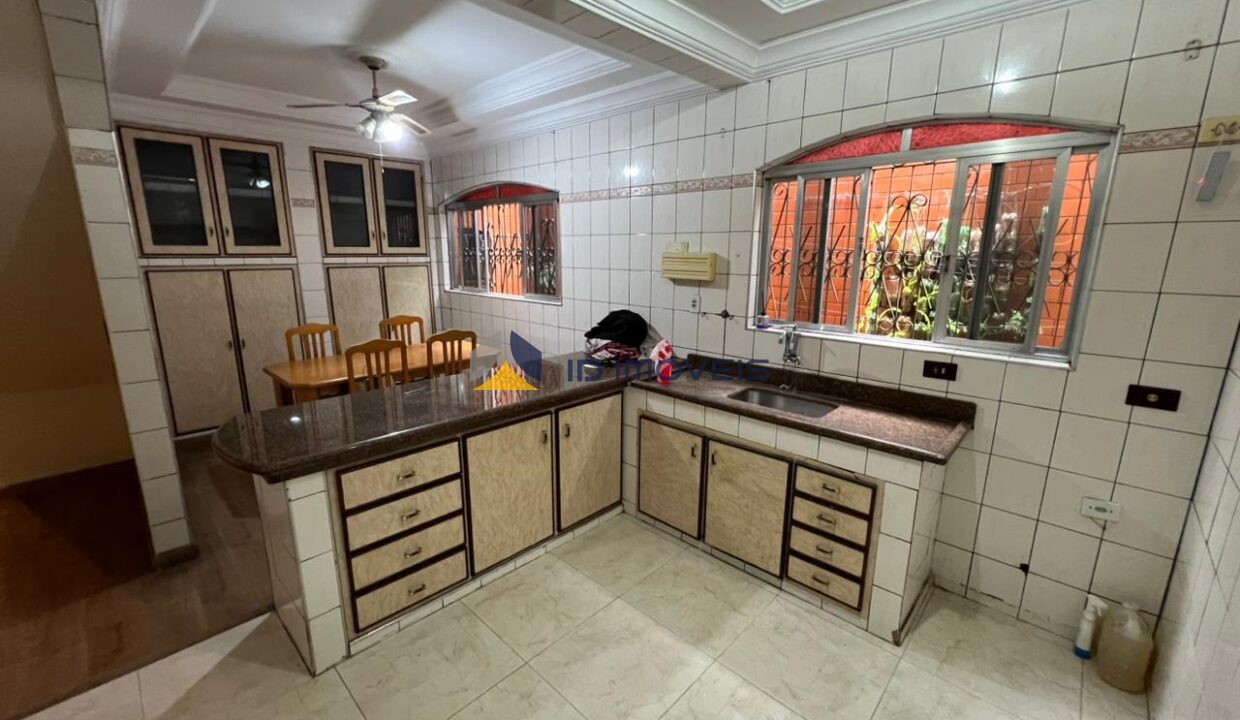 WhatsApp Image 2025-12-01 at 13.52.14