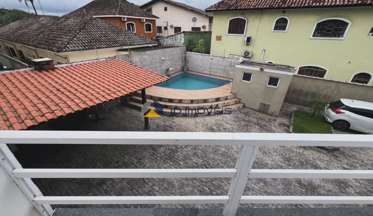 WhatsApp Image 2025-12-08 at 15.18.10